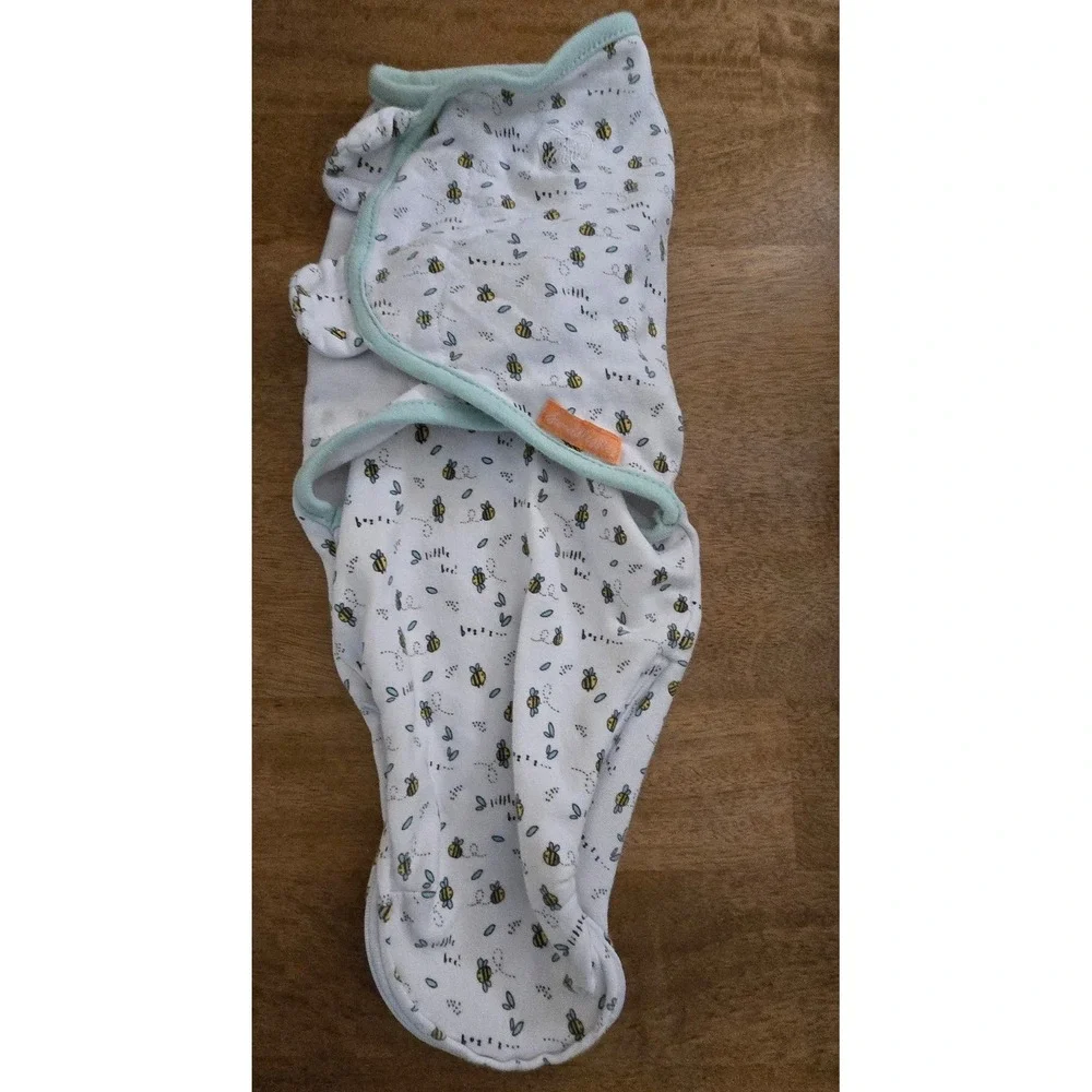 SwaddleMe Baby Swaddle Wrap White Bumble Bee Print Cotton Size SM/MED Zip Bottom